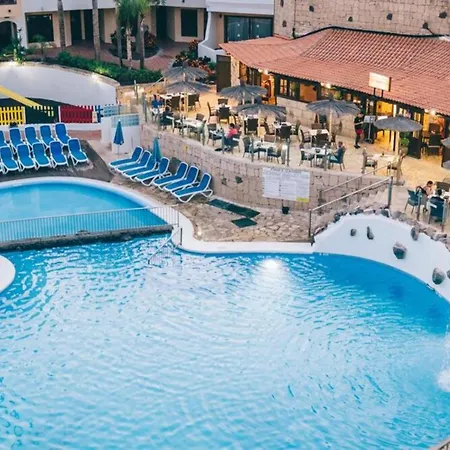 Sunshine מלון דירות 4*